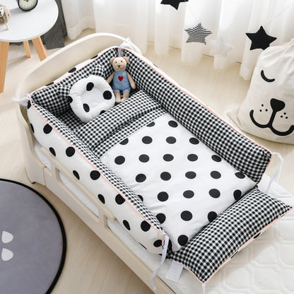 CozyCradle Portable Baby Nest with Quilt