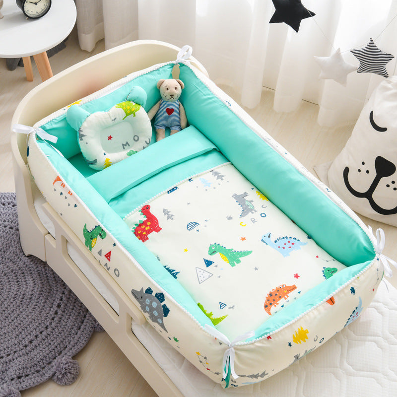 CozyCradle Portable Baby Nest with Quilt