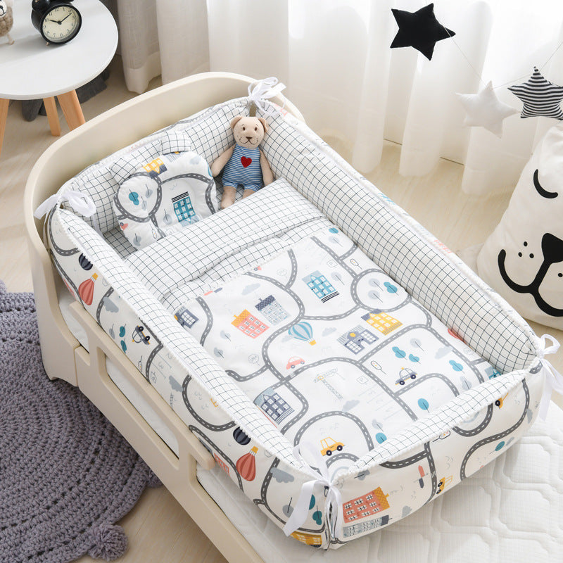 CozyCradle Portable Baby Nest with Quilt