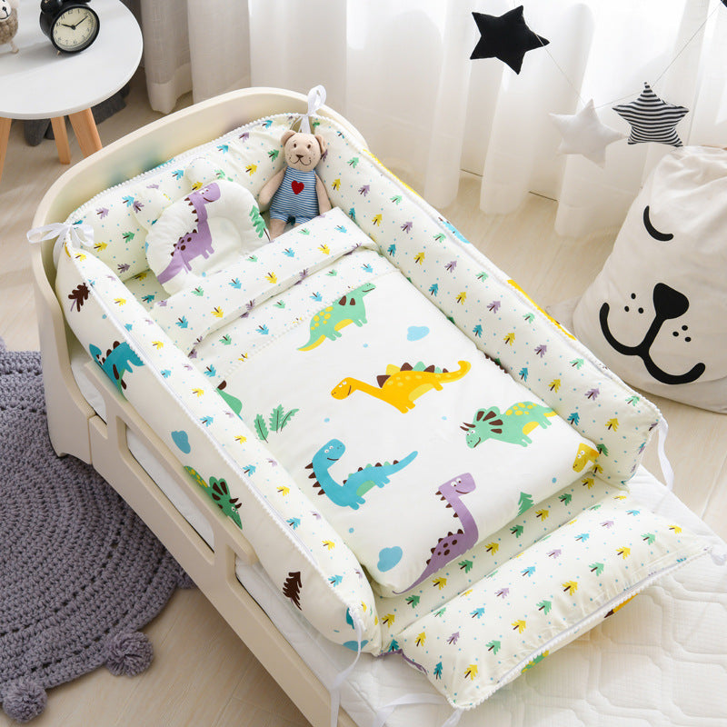 CozyCradle Portable Baby Nest with Quilt