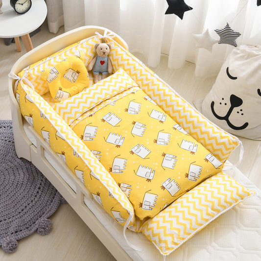 CozyCradle Portable Baby Nest with Quilt